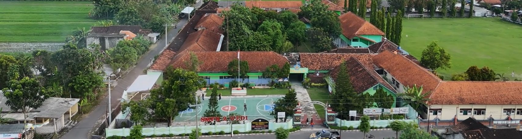 Website Resmi SMP NEGERI 2 WEDI